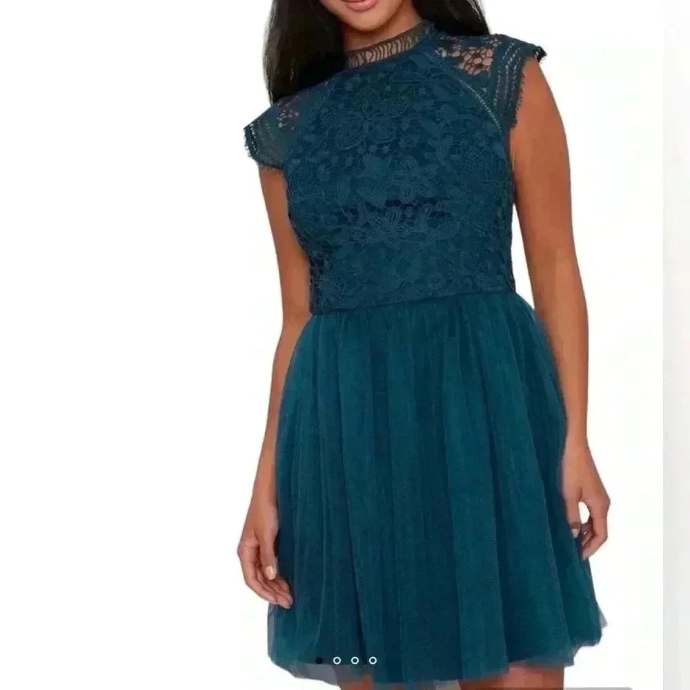 Ch Chi London NWT Green Crochet Lace Tulle Mini Dress Size UK6/US2 - Picture 13 of 15